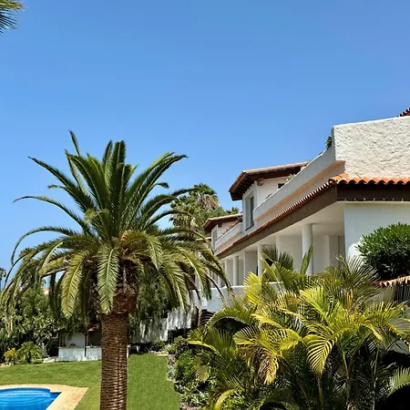 Apartament Residencial Rolando *