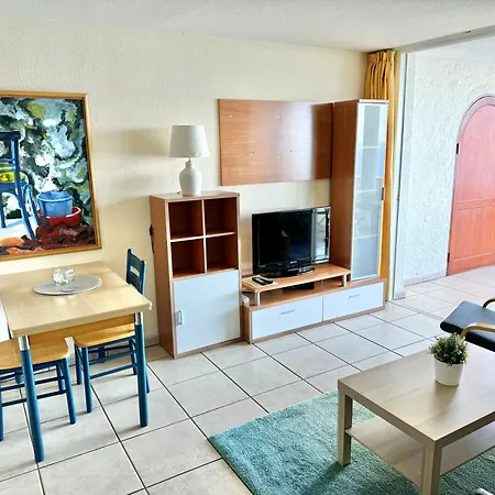 Apartament Residencial Rolando *