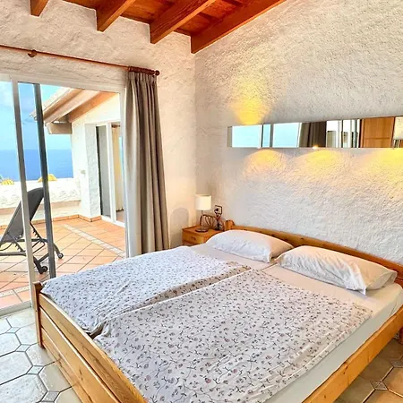 Apartamento Residencial Rolando *